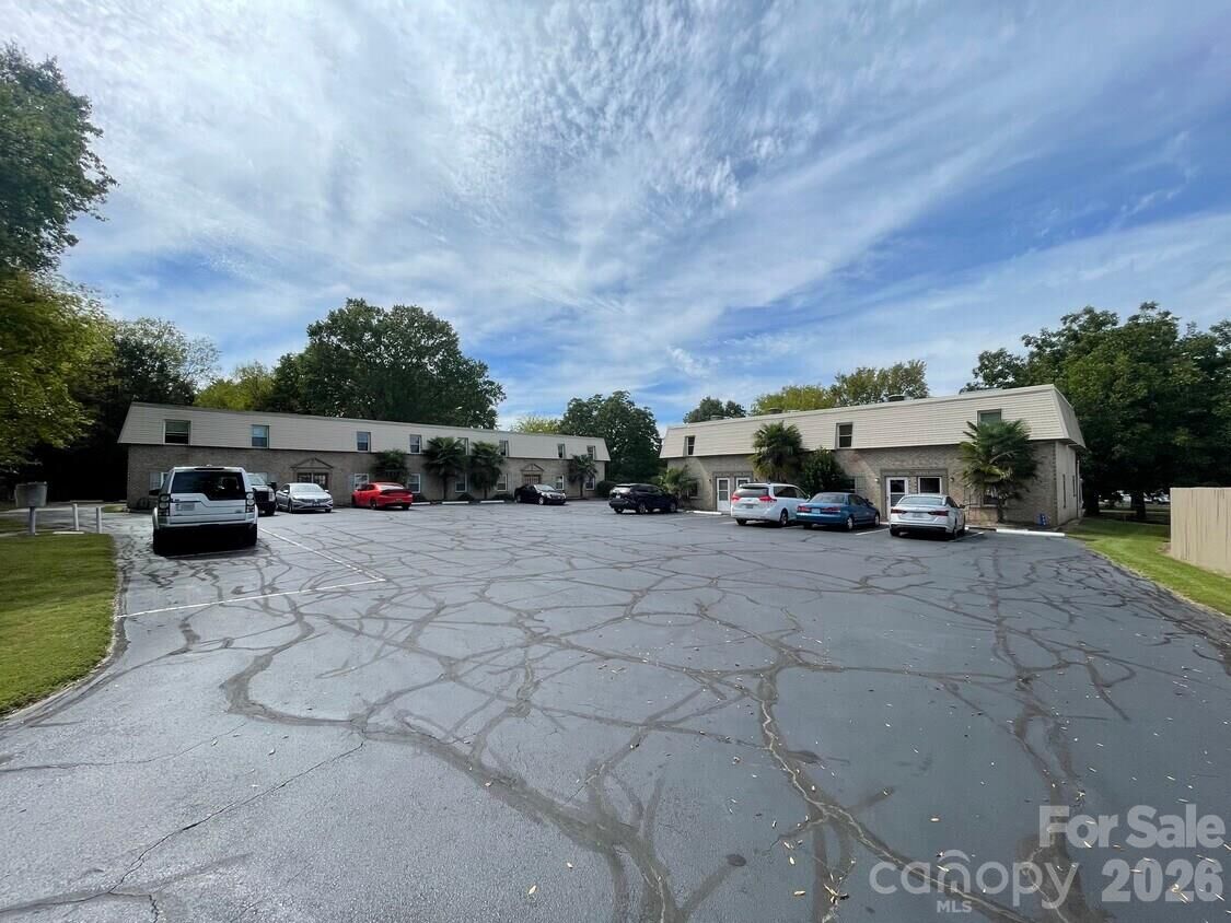 Property Photo:  325 Hall Lane  NC 28134 