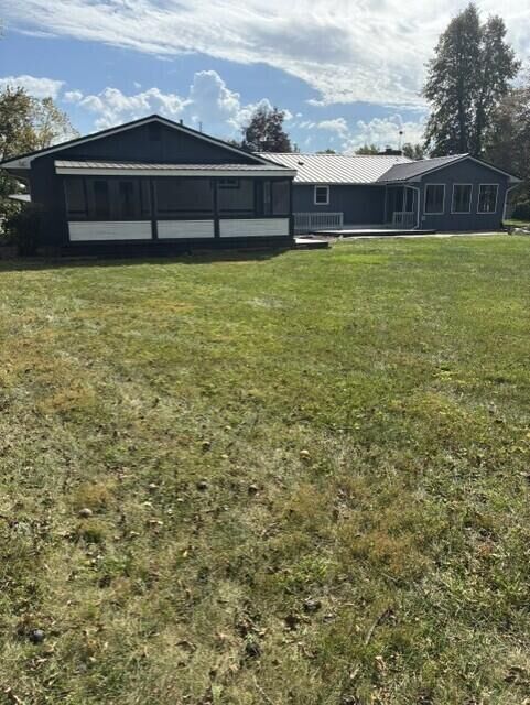 Property Photo: 1566 Kingwood Circle OH 43302