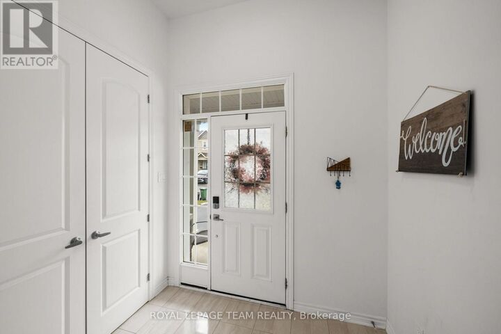 Property Photo:  91 Mesa Drive  ON K2J 6V9 