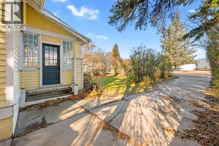 Property Photo:  415 1 Street South  SK S0M 2T0 
