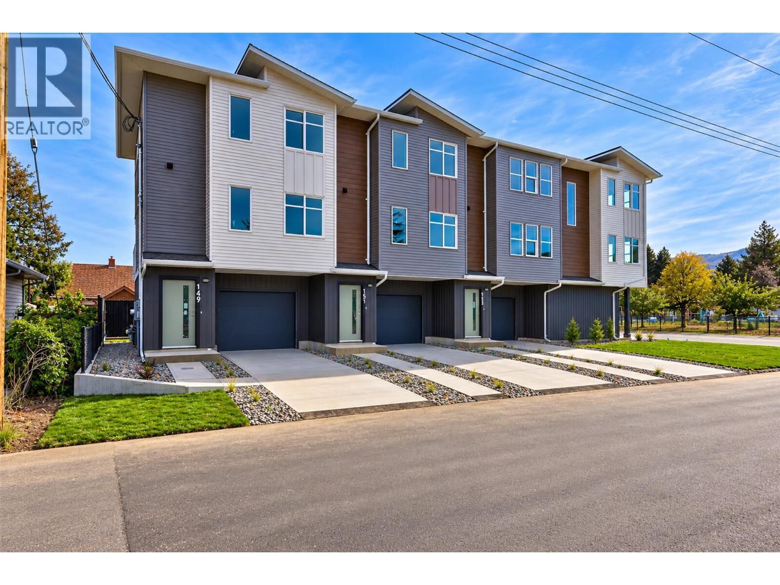 Property Photo:  149 Park Street  BC V2B 4A7 