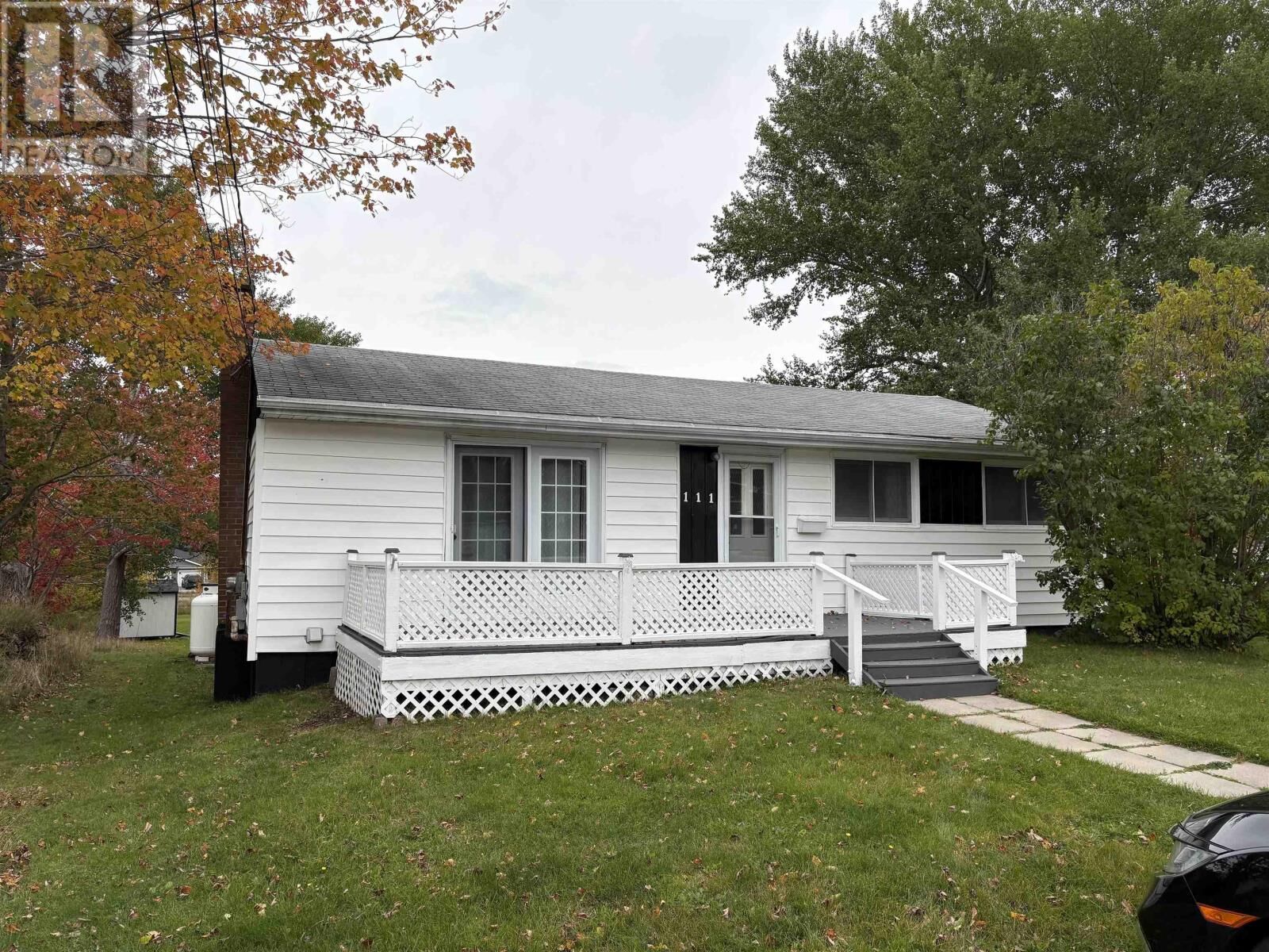 Property Photo:  111 Greenhill Drive  NS B1S 1K4 
