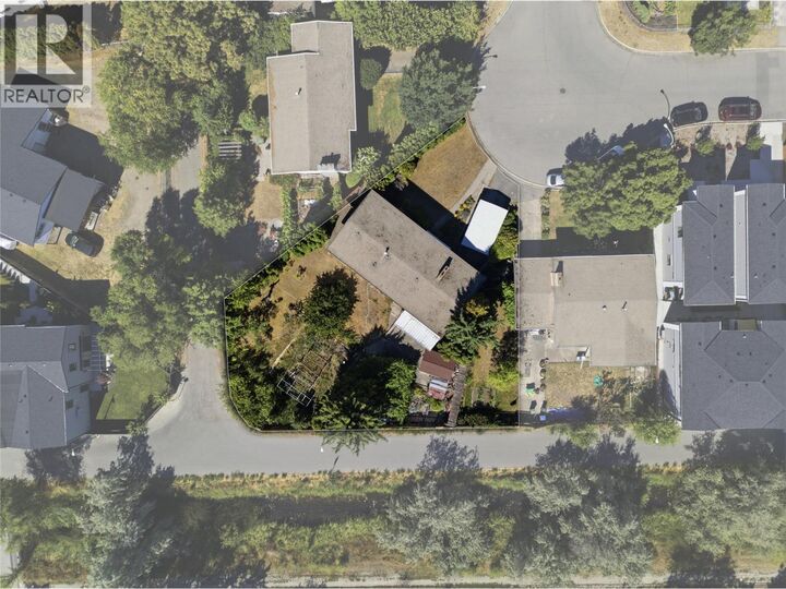 Photo de la propriété:  766 Coopland Crescent  BC V1Y 2V1 