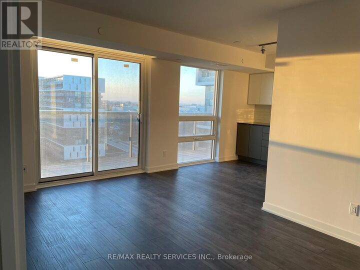 Property Photo: 120 Varna Drive 1217 ON M6A 1N3