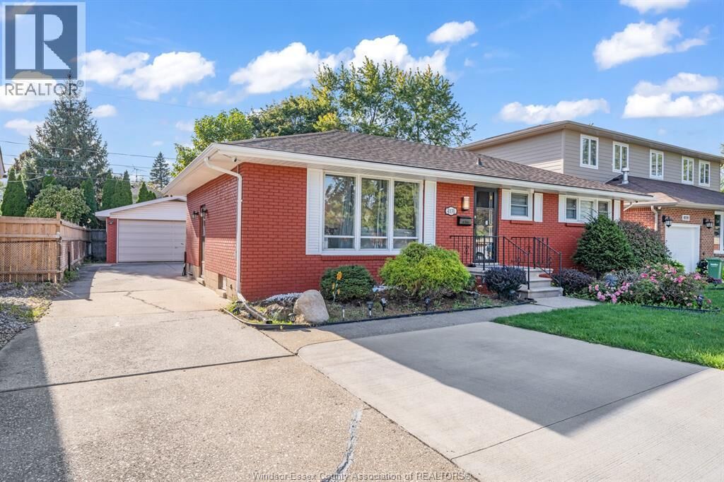 Property Photo:  4131 Mount Royal Drive  ON N9G 2C3 
