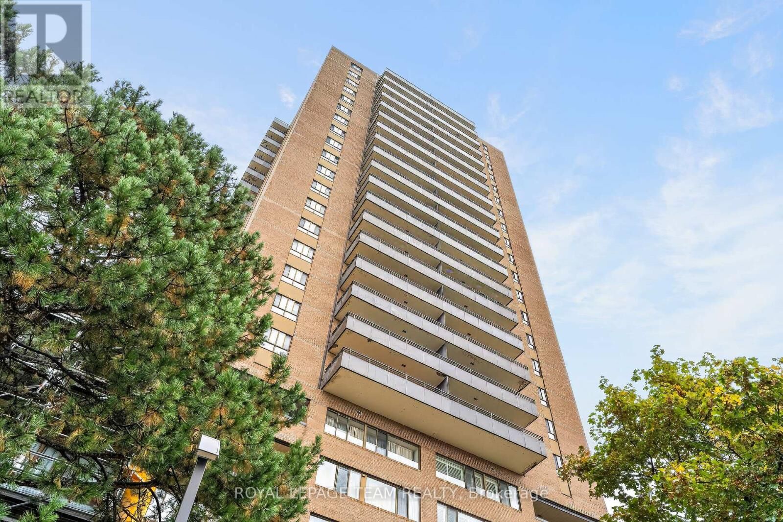 Property Photo:  515 St. Laurent Boulevard 107  ON K1K 3X5 
