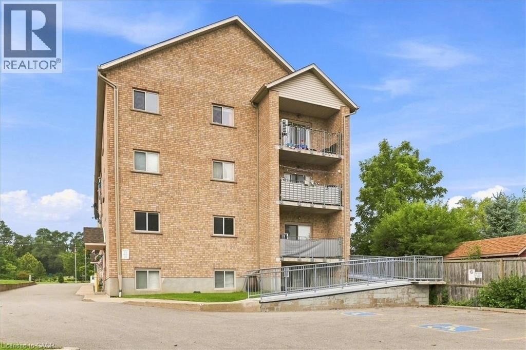 Property Photo:  1522 King Street East 403  ON N2G 2P1 