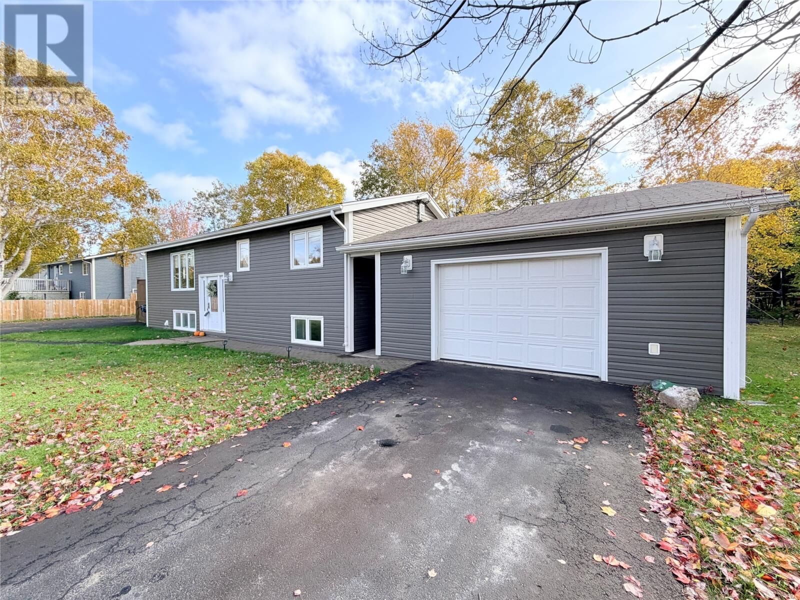 Property Photo:  14 Earle Drive  NL A0L 1K0 
