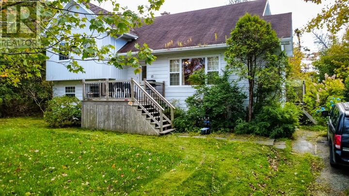 Photo de la propriété:  13 Green Ridge Place  NL A1X 6J7 