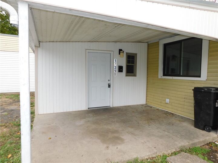 Property Photo:  1739 York Street B  OH 45505 