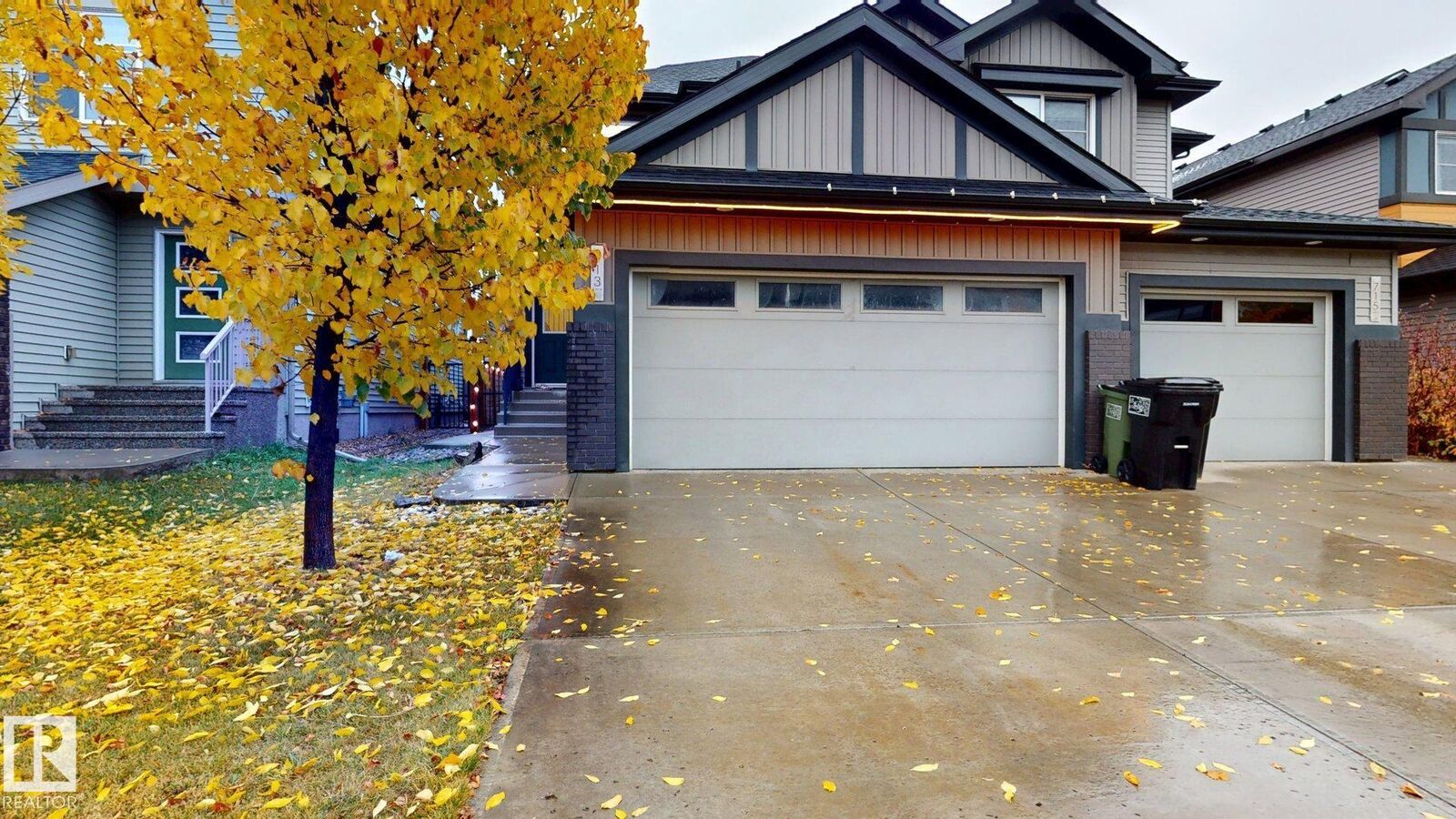 Property Photo:  713 40 Street SW  AB T6X 2G4 