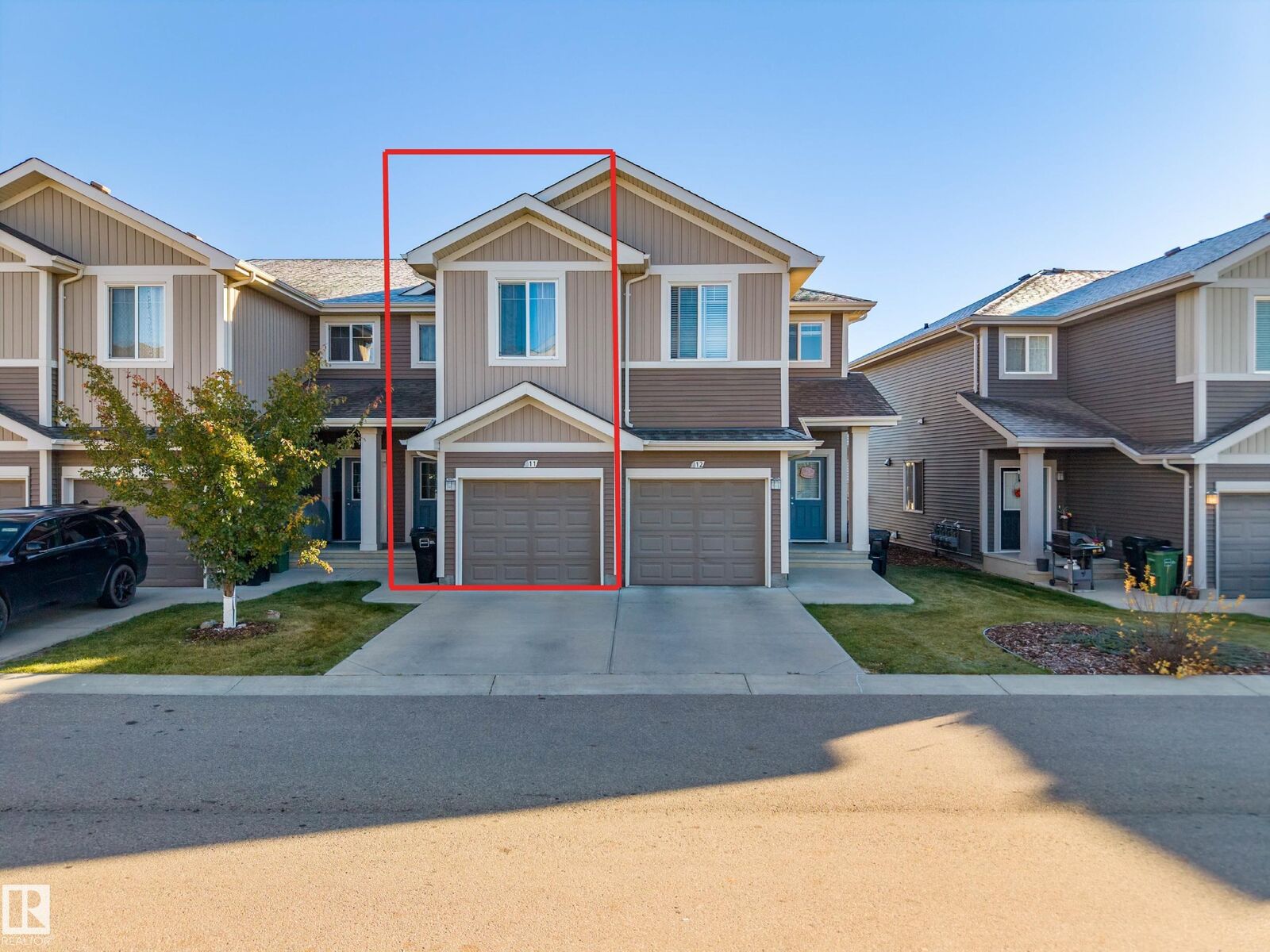 Property Photo:  6004 11 Rosenthal Way NW  AB T5T 7L1 