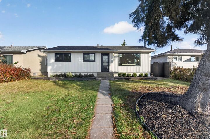 Property Photo:  8507 52 Street NW  AB T6B 1E8 
