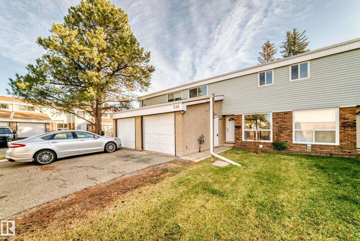 Property Photo:  246 Grandin Village  AB T8N 2J3 