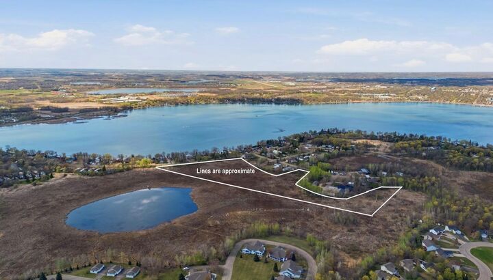 Property Photo:  215 Shorewood Drive  MN 56501 