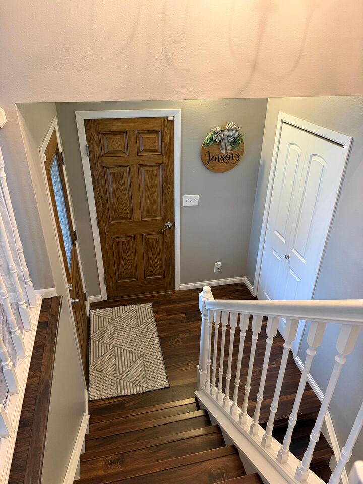 Property Photo:  1211 Hickory Street  MN 56031 