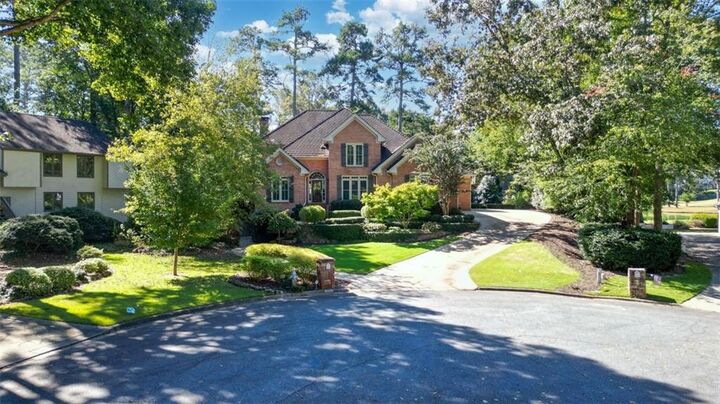 Property Photo:  1450 Lakemist Court  GA 30075 