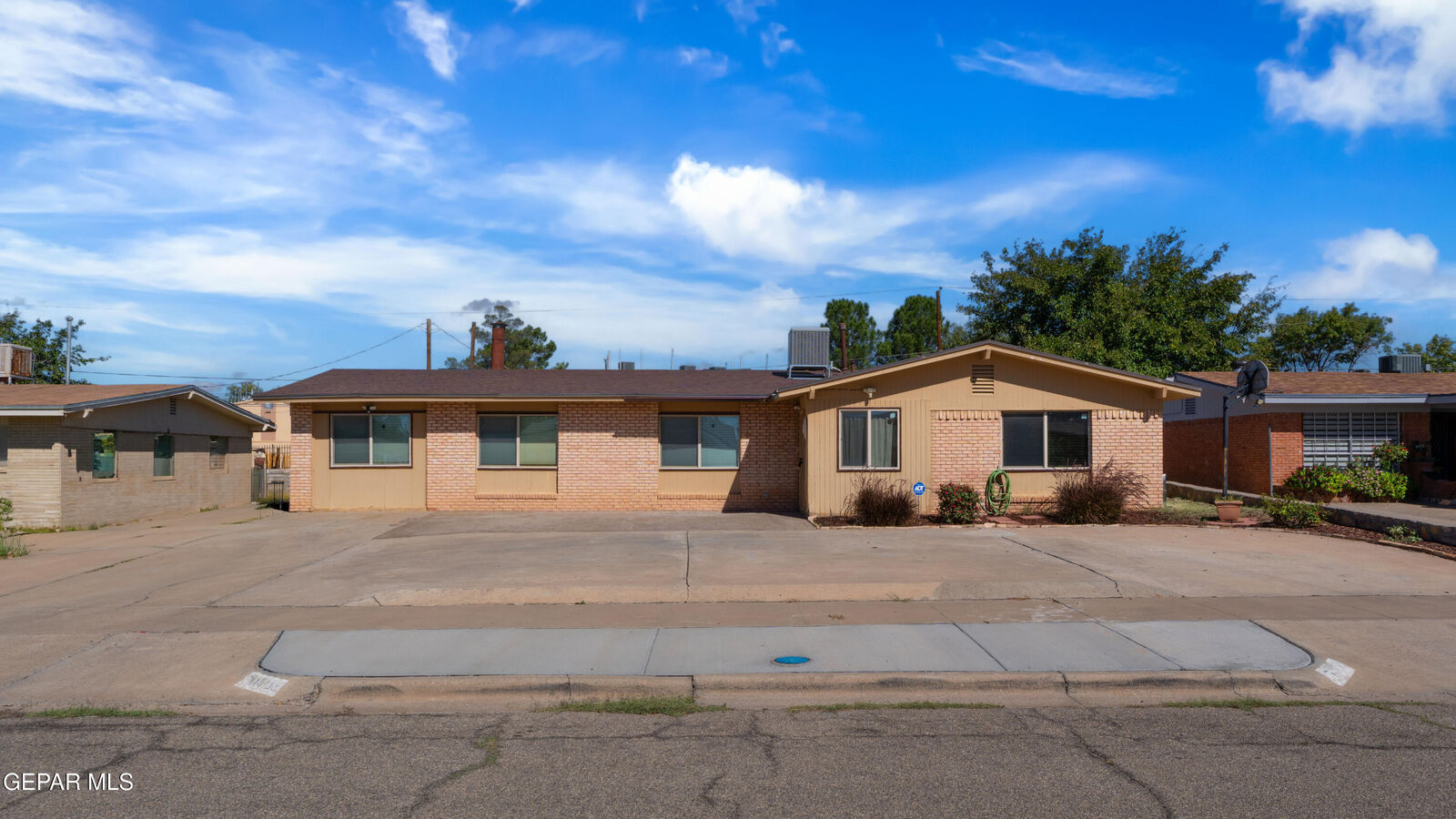 Property Photo: 10133 Renfrew Drive TX 79925