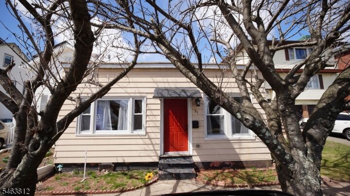 Property Photo: 31 Kossuth St NJ 07508