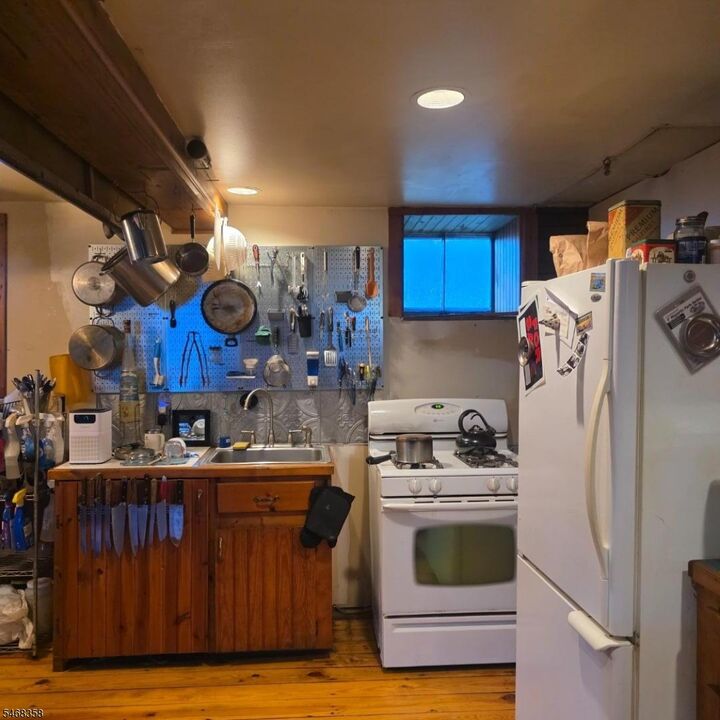 Property Photo:  929 Wall St  NJ 07860 