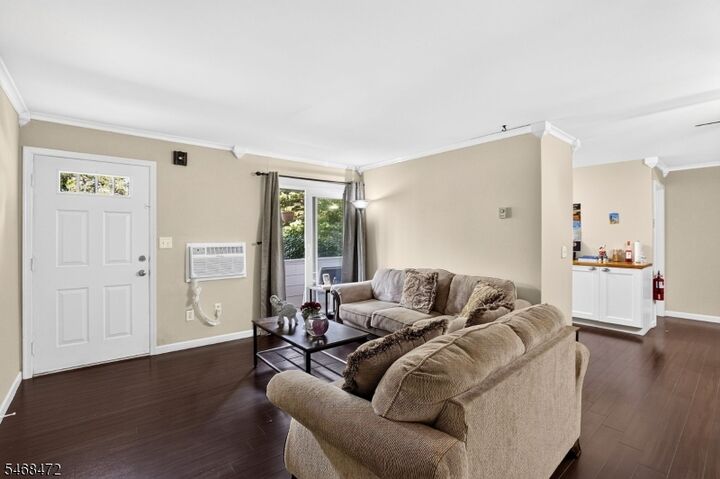 Property Photo: 813 Victoria Ct 813 NJ 08844