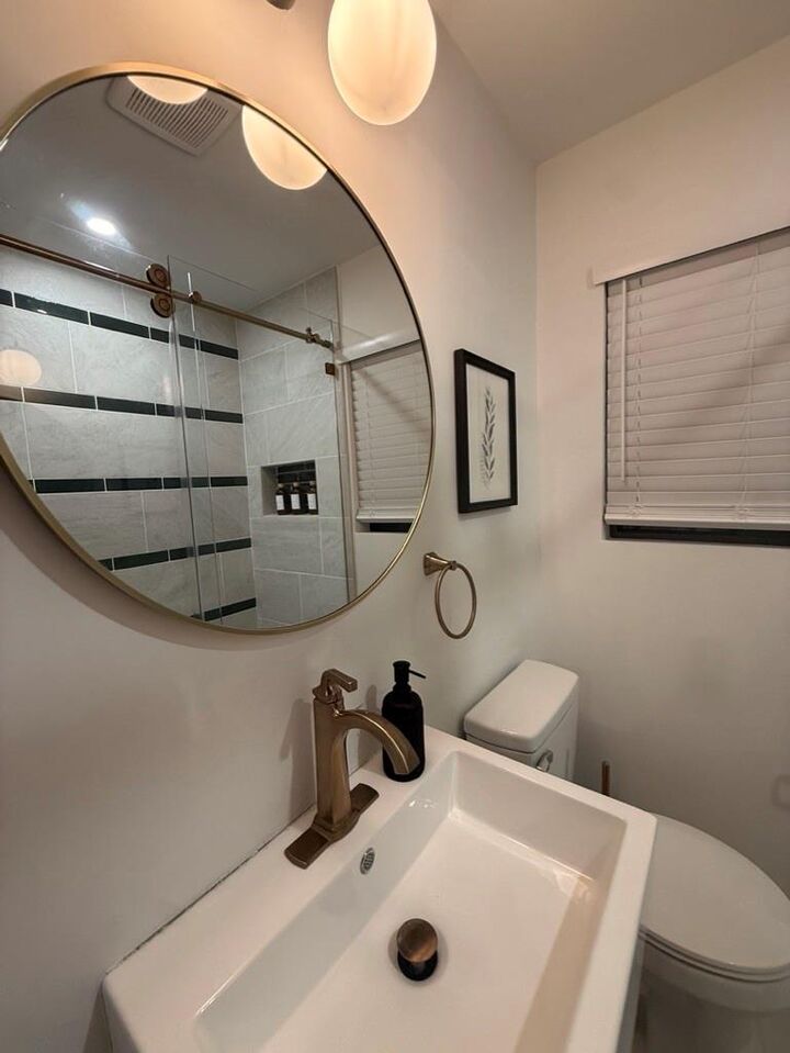 Property Photo:  5844 Darling Street 4  TX 77007 