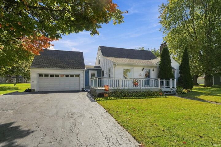 Property Photo: 711 Himes Street IN 46750