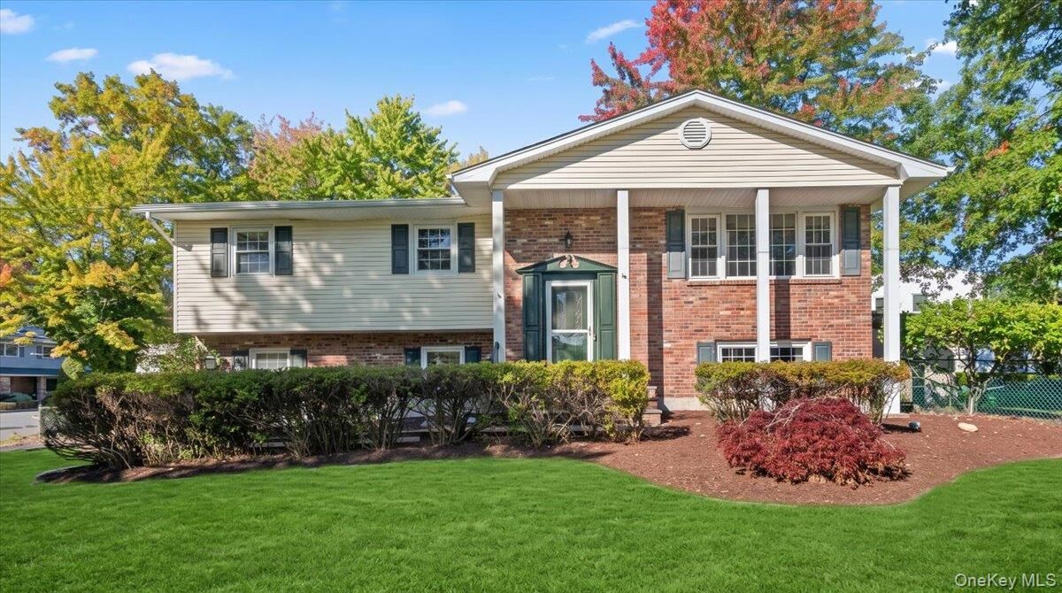 Property Photo:  1 Daisy Court  NY 10954 