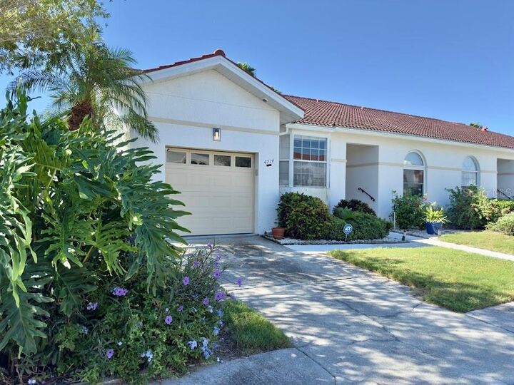 Property Photo:  4714 61st Avenue Terrace W  FL 34210 