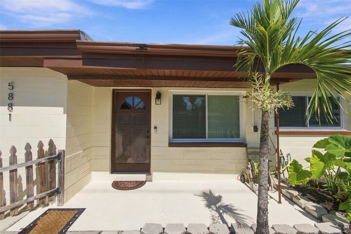 Property Photo:  5881 67th Avenue N  FL 33781 
