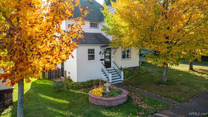 Property Photo:  204 Iroquois Street  MI 49913 