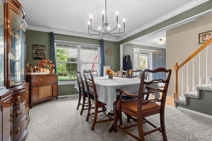 Property Photo:  240 E Governor Place  MO 63301 