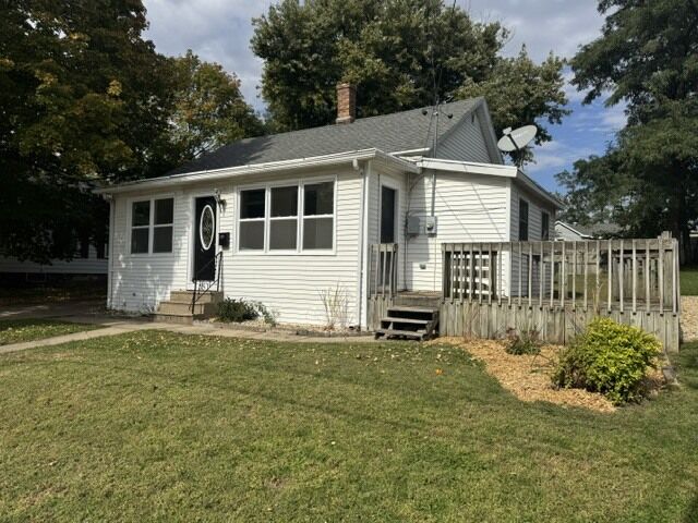 Property Photo: 723 6th Street IL 61354
