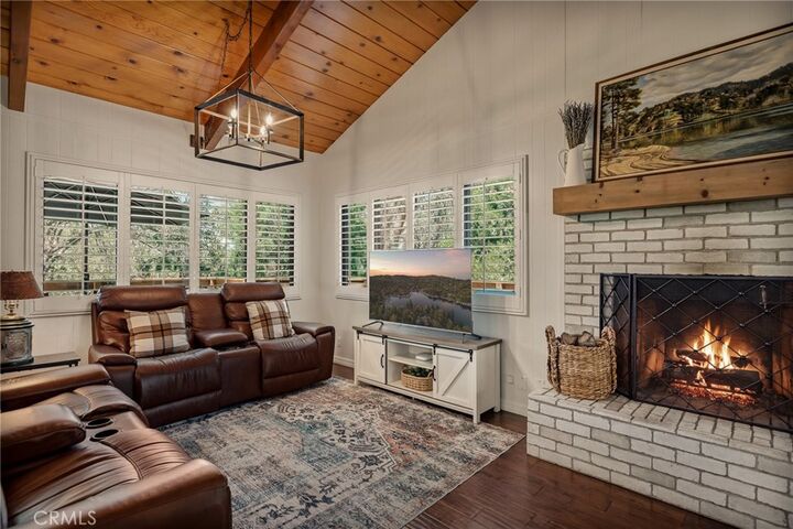 Property Photo: 374 Dunant CA 92325