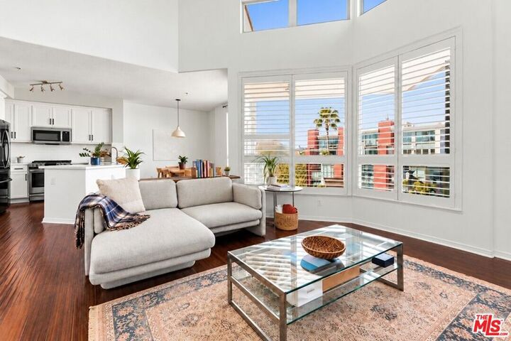 Property Photo:  13044 Pacific Promenade 408  CA 90094 