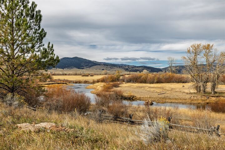 Property Photo:  39 Hubbard Lane  MT 59632 