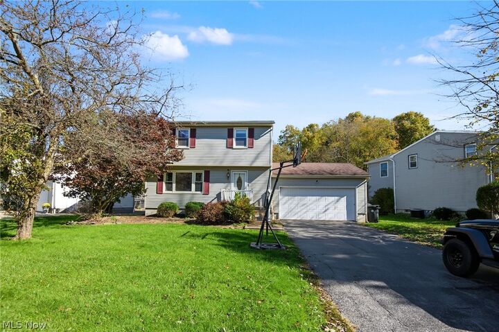 Property Photo:  2426 Wilshire Drive  OH 44410 