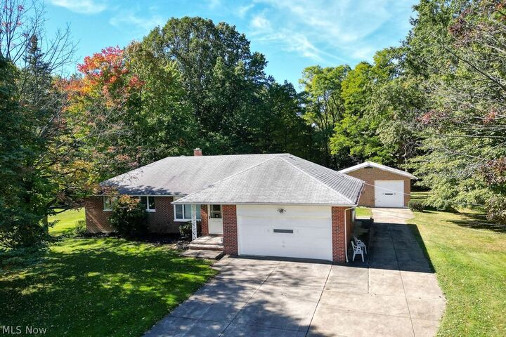 Property Photo:  2918 Emerald Lakes Boulevard  OH 44092 
