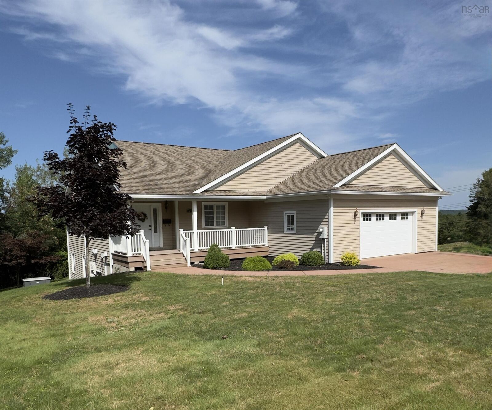 Property Photo:  41 Eleventh Street  NS B0K 1X0 