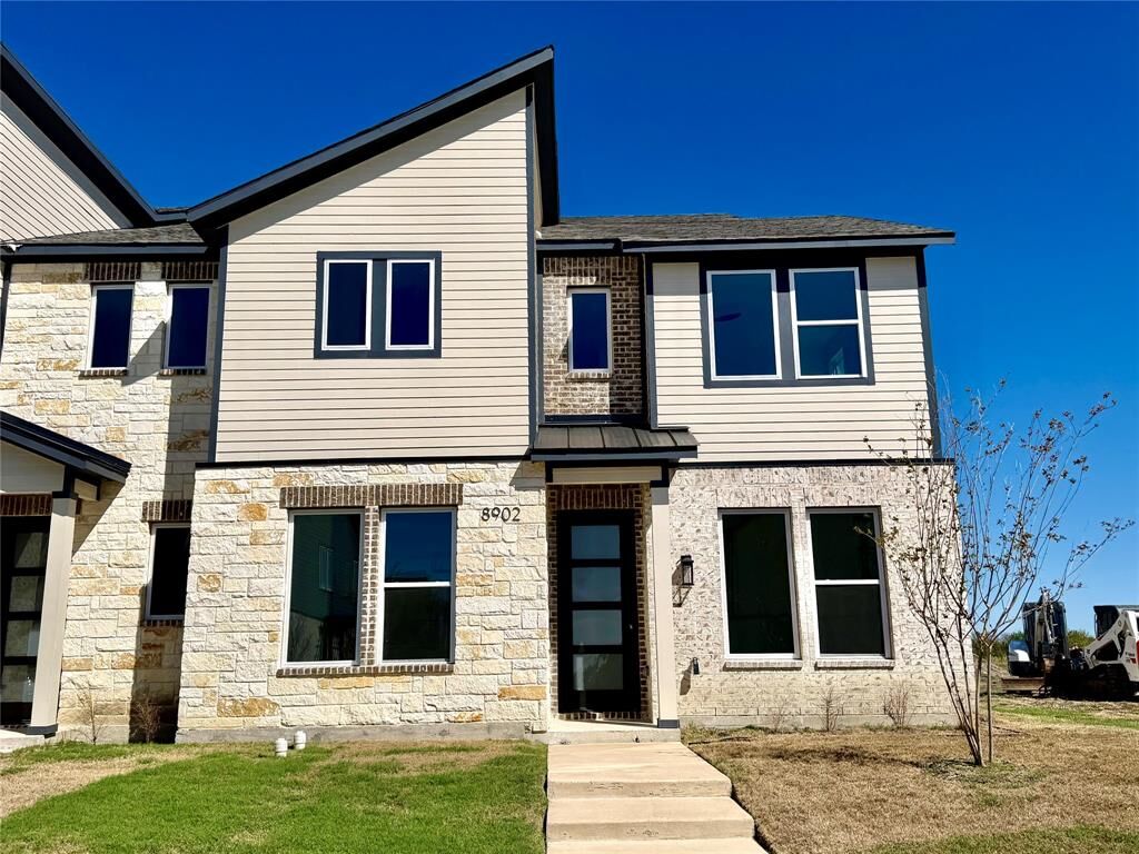 Property Photo:  8902 Lowell Street  TX 75089 