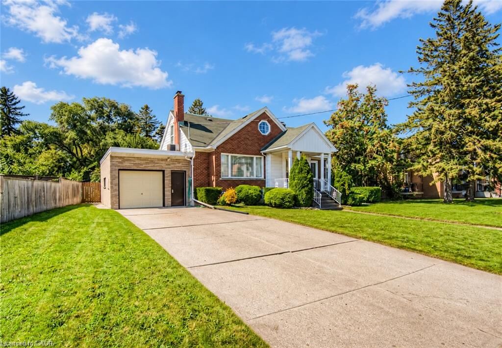 Property Photo:  157 Kipling Avenue  ON N2C 2B8 