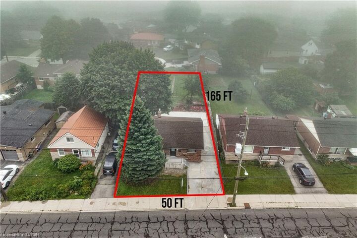 Property Photo:  441 West 5th Street  ON L9C 3P5 