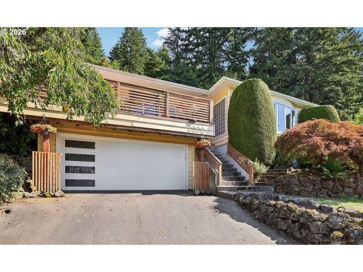 Property Photo:  2300 SW Seymour Dr  OR 97239 