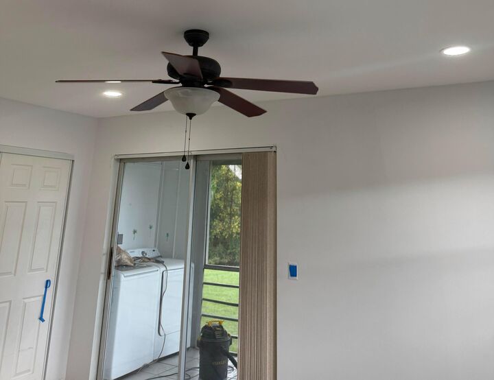 Property Photo:  667 Saxony N  FL 33446 