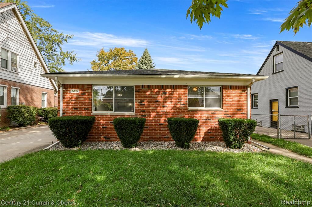 Property Photo: 1834 Mill St Apt A MI 48146