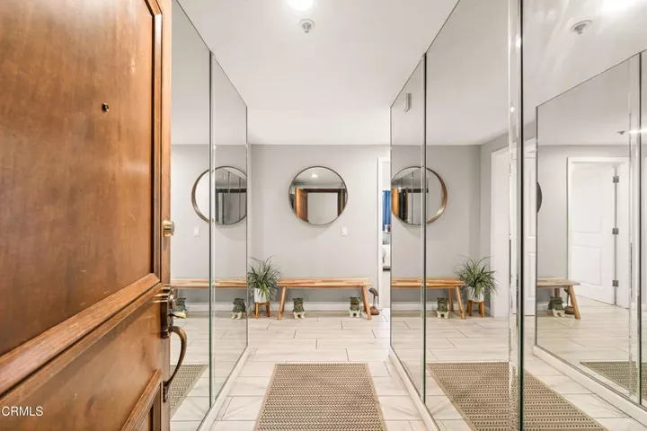Property Photo:  880 W 1st Street 302  CA 90012 