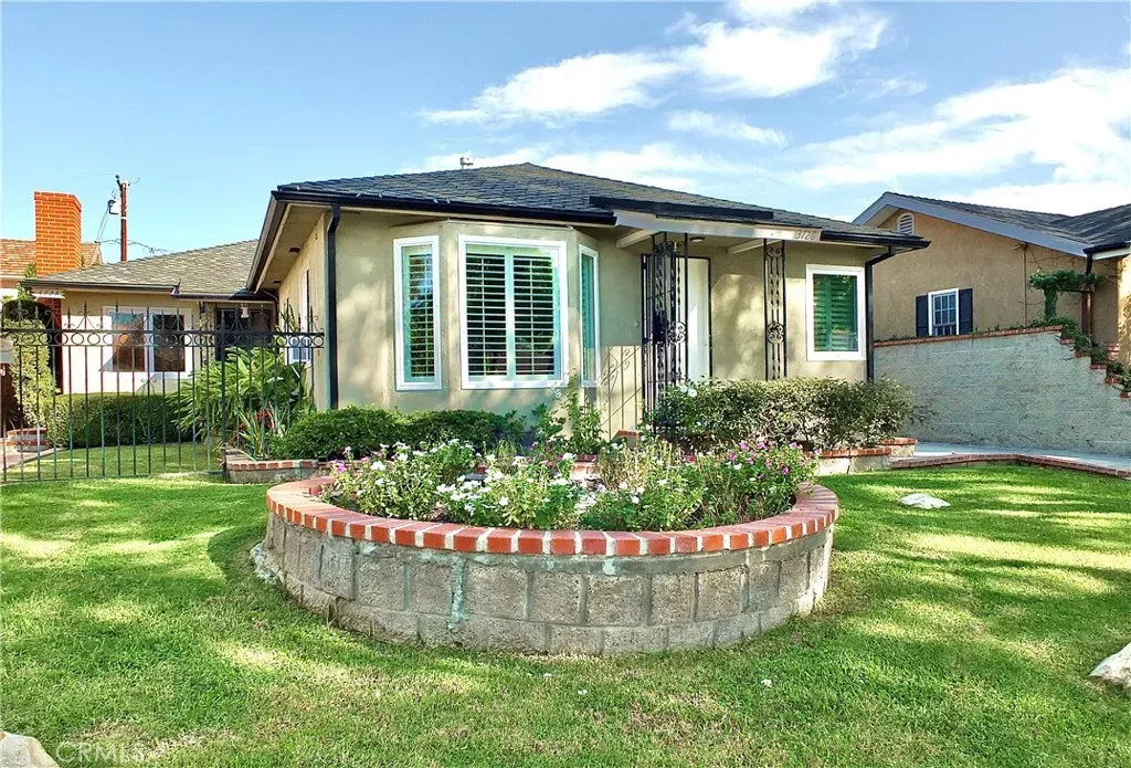 Property Photo: 3726 Weston Place CA 90807