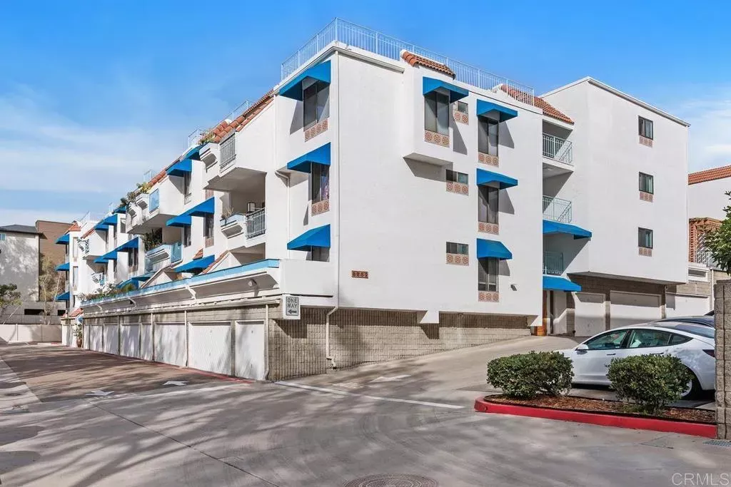 Property Photo:  8332 Regents Road 2F  CA 92122 