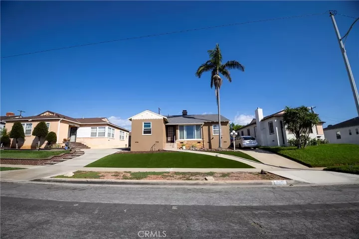 Property Photo: 11642 Ruthelen CA 90047