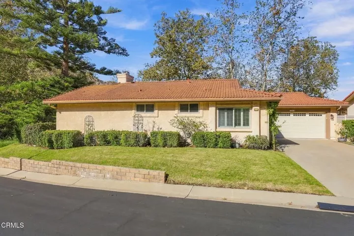 Property Photo:  1261 San Como Lane  CA 93012 